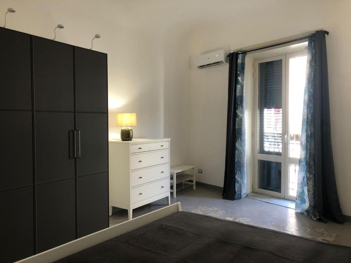 City Center Apartment Da Felu ปาแลร์โม ภายนอก รูปภาพ