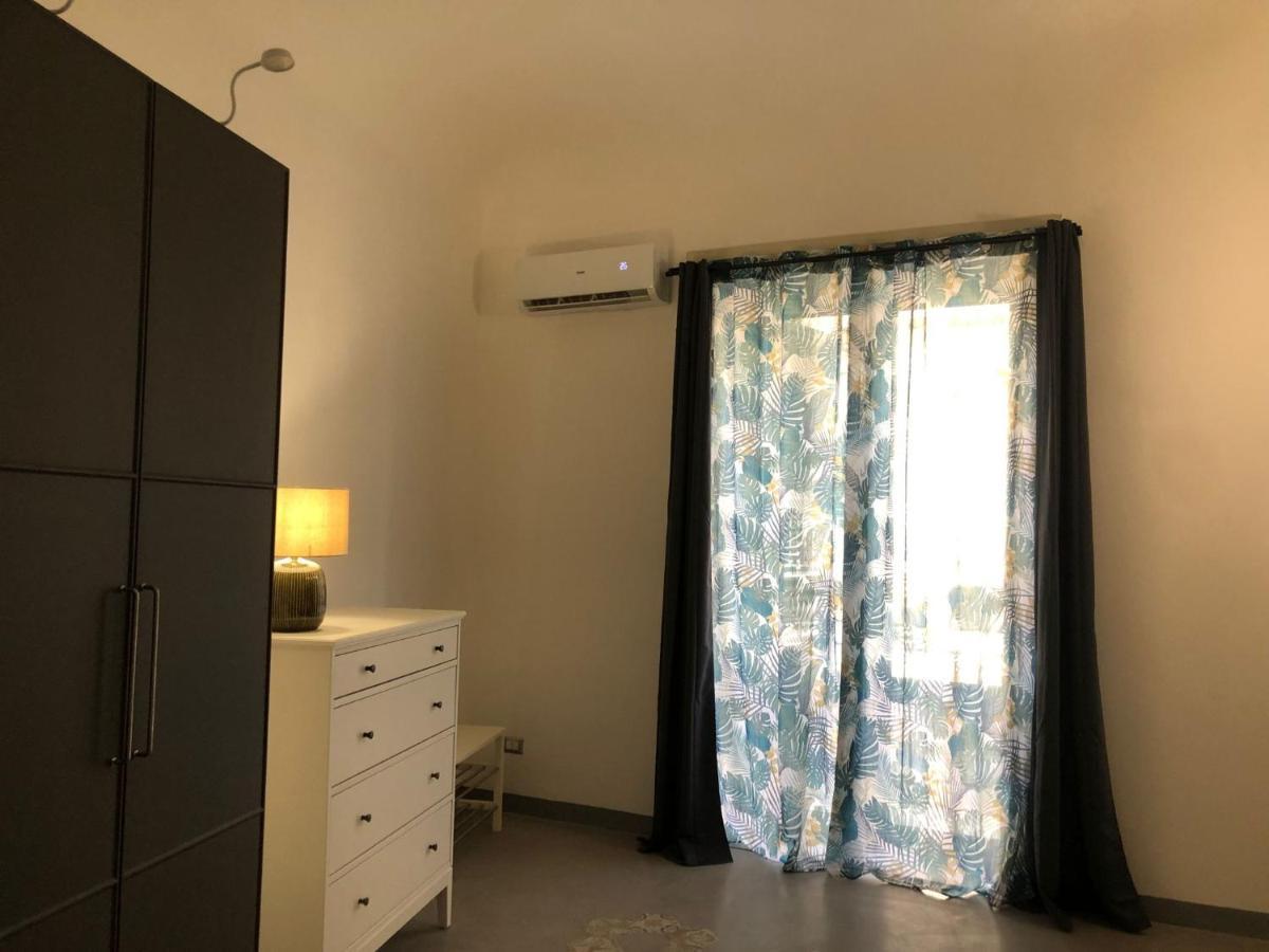 City Center Apartment Da Felu ปาแลร์โม ภายนอก รูปภาพ